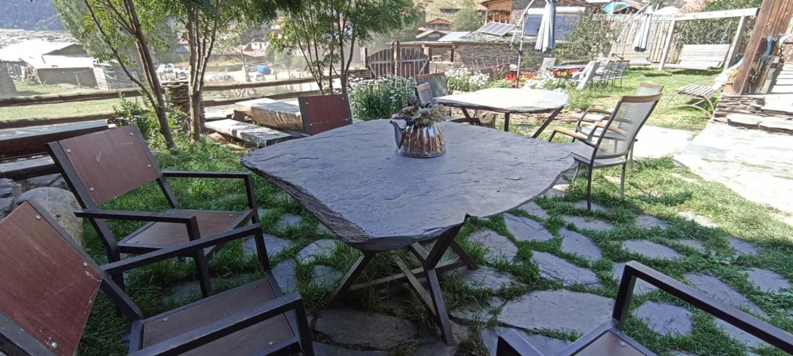 Guest House Shina Omalo Esterno foto