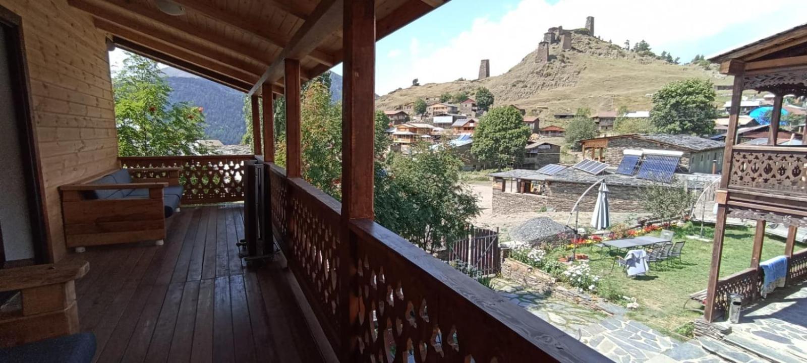 Guest House Shina Omalo Esterno foto