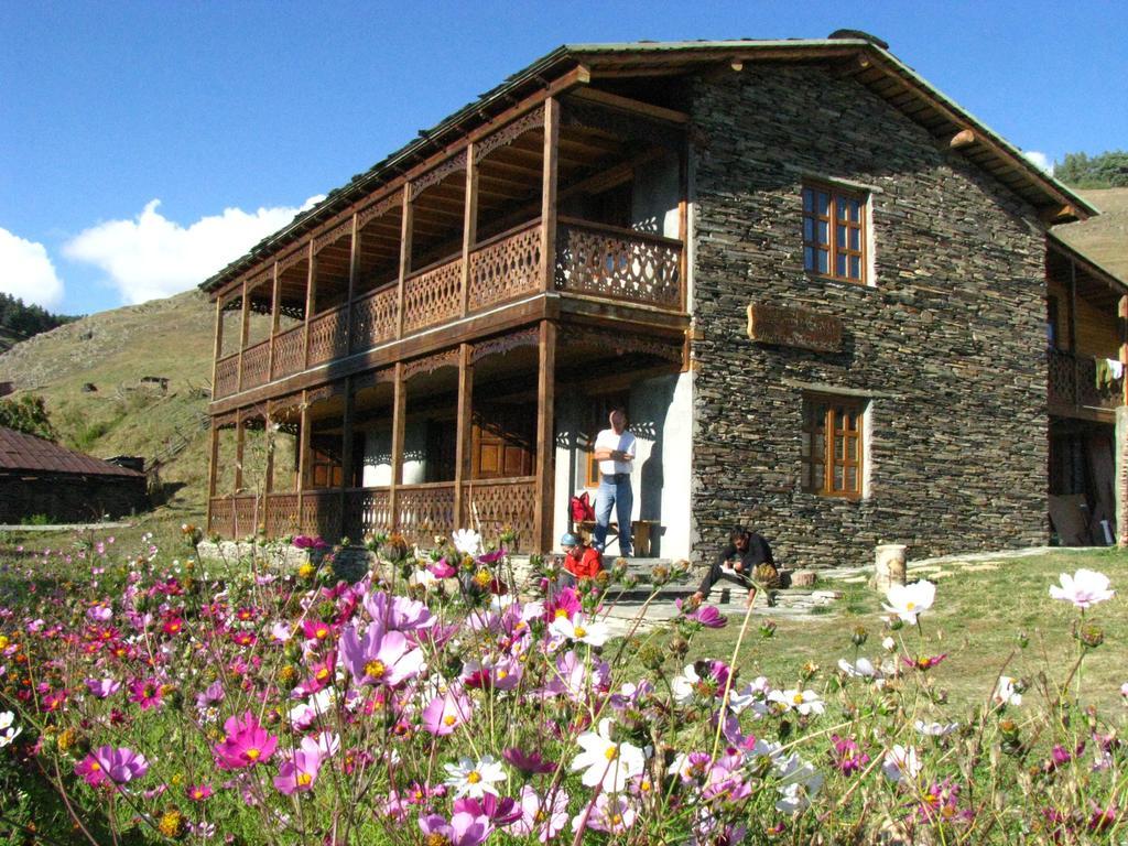 Guest House Shina Omalo Esterno foto